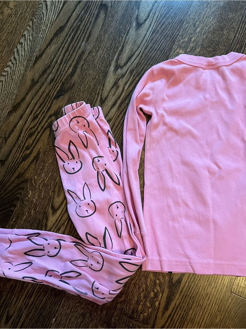 HannaJams Andersson Pink Bunny Print Pajama Set